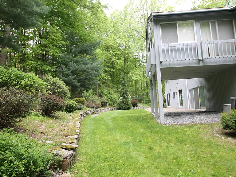 78 Sturbridge Rd — Photo 5