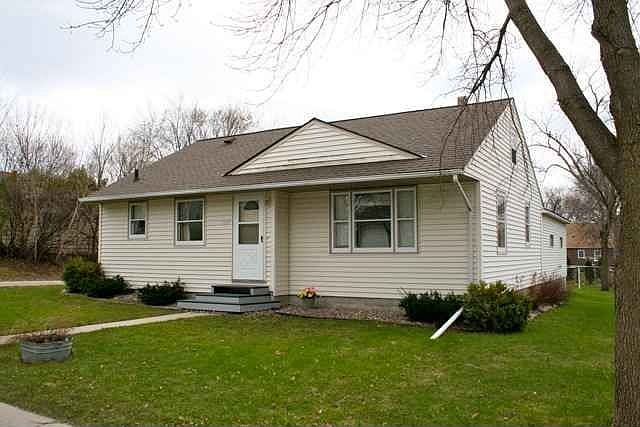 1st image of 1109 W Fairview Ave