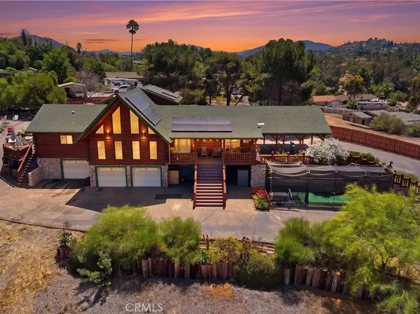 525 Calle Encanto, El Cajon, CA 92019