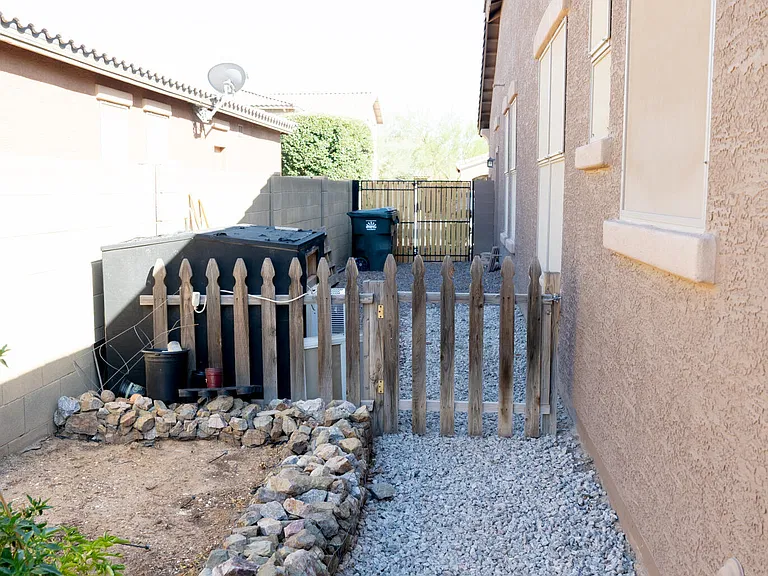 16062 W Tohono Dr — Photo 40