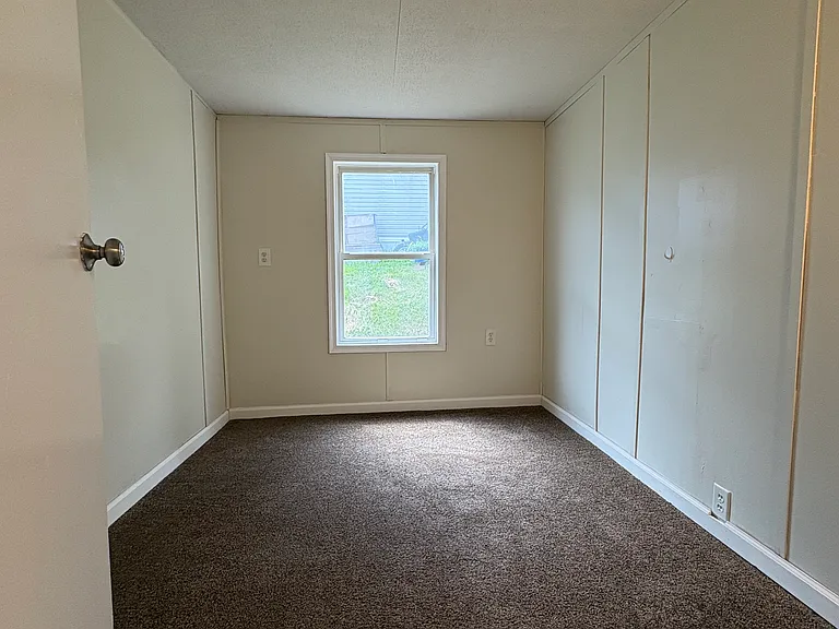 126 Sam Spur Ln — Photo 4