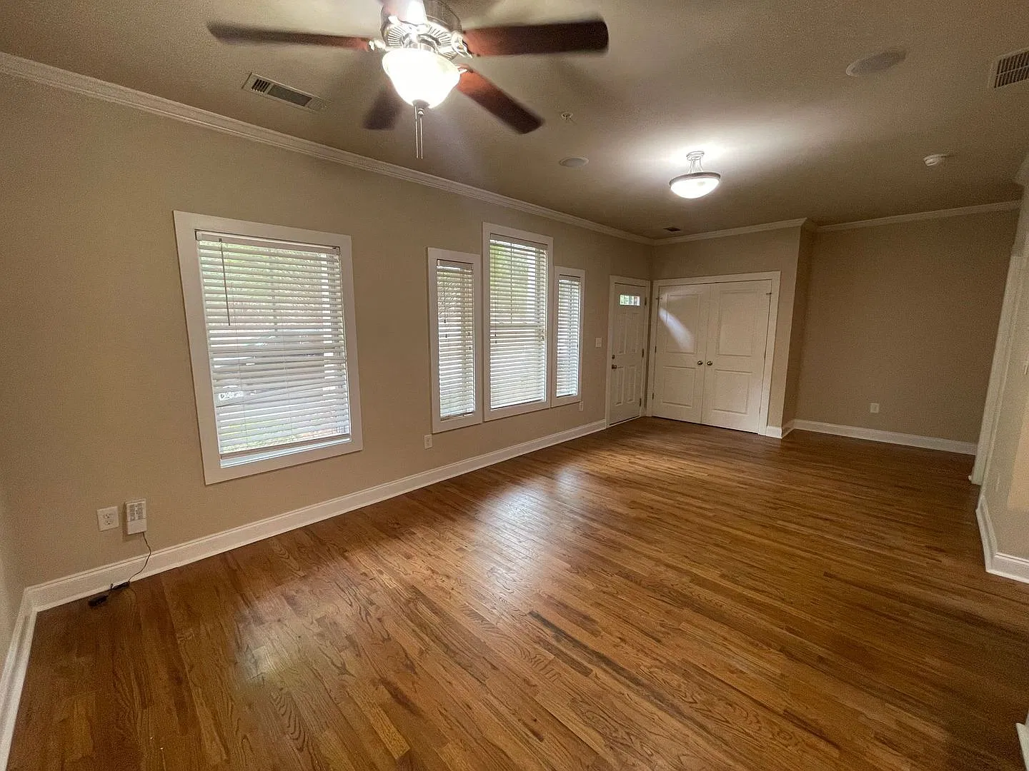Pre-Leasing For August 6th 2027! — Photo 3
