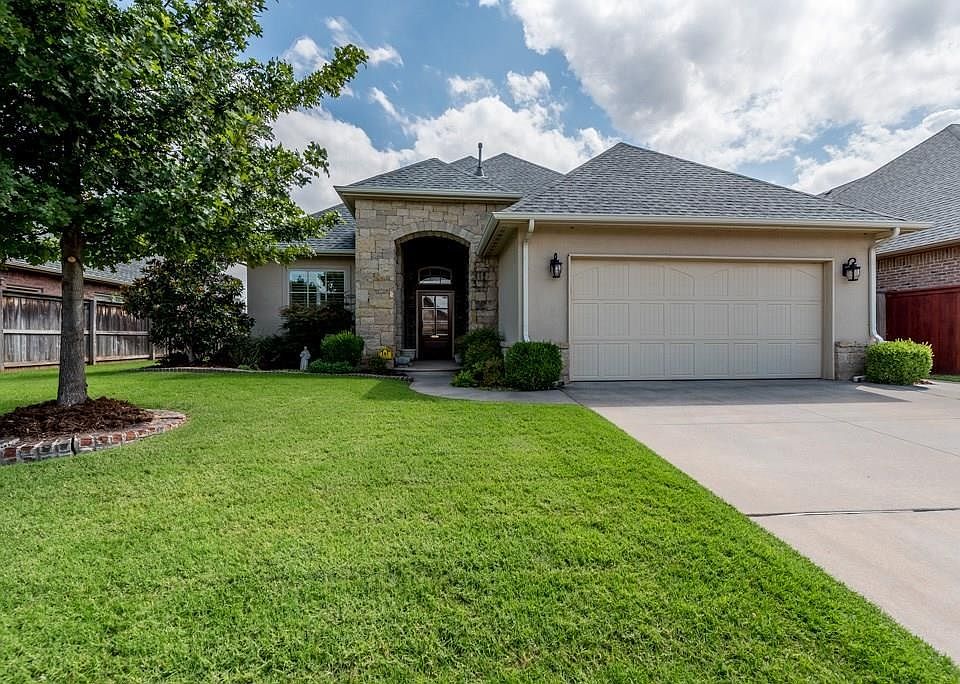 1st image of 5512 NW 125th Ct