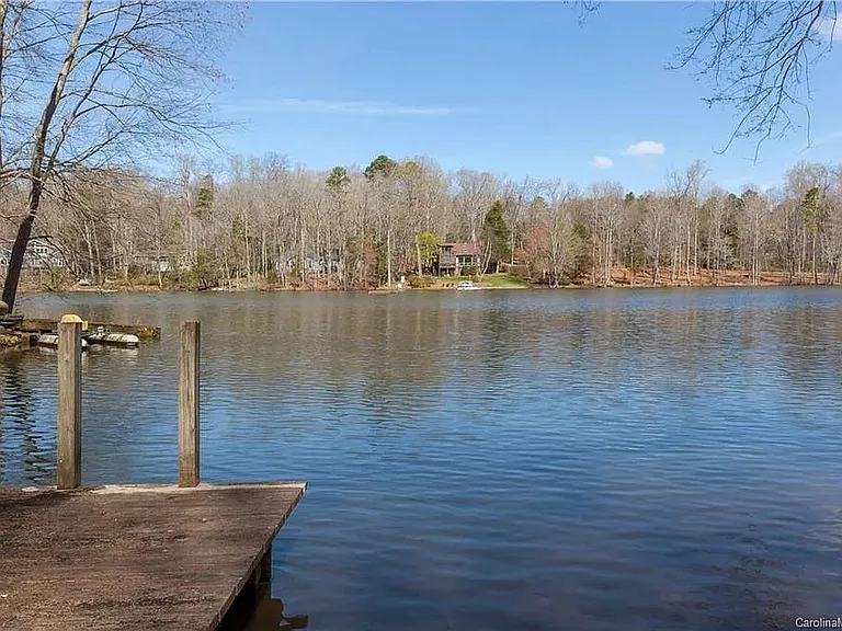 3821 Eagle Lake Dr #1 — Photo 1