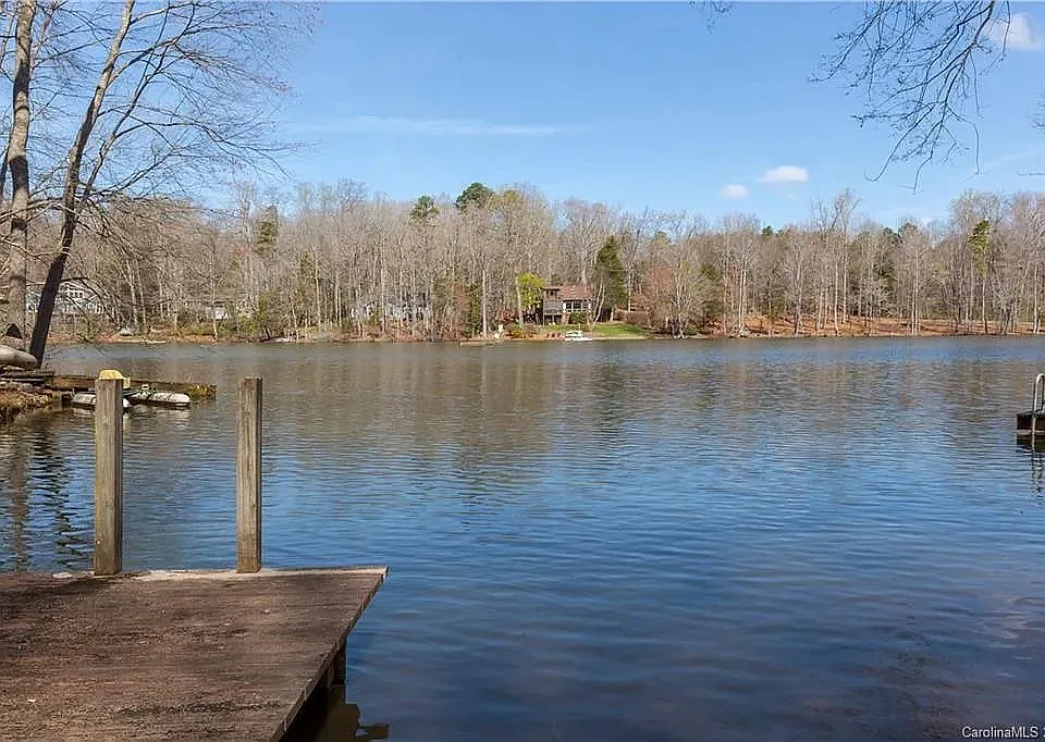 3821 Eagle Lake Dr