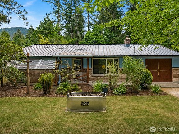 2nd image of 9429 240th Avenue SE