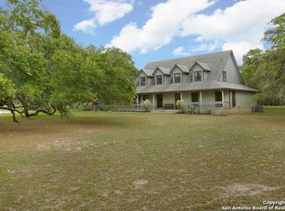 1401 County Road 785, Natalia, TX 78059