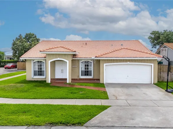 15028 SW 173rd Ter, Miami, FL 33187
