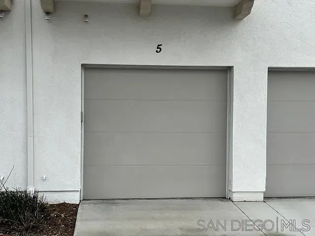 2044 Luzon Ln #5 — Photo 3