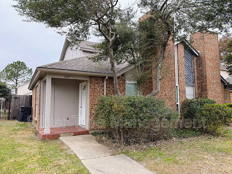 1st image of 2326 Summer Place Dr