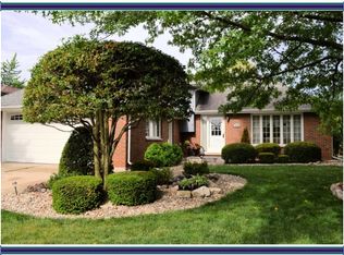 19536 Lake Lynwood Dr, Lynwood, IL