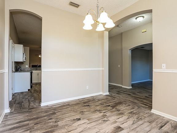 5th image of 3476 Shelley Dr