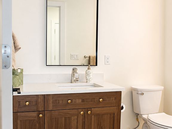 3rd image of 1101-6608 Stillwater Dr #2202