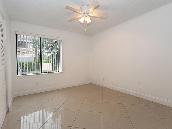 2nd image of 9981 W Atlantic Blvd