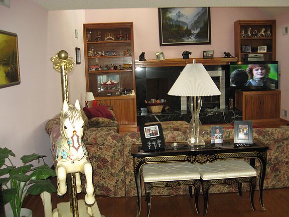 5th image of 809 Saint Joseph Pl