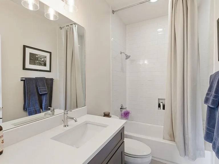 709 Bradford Ave — Photo 23