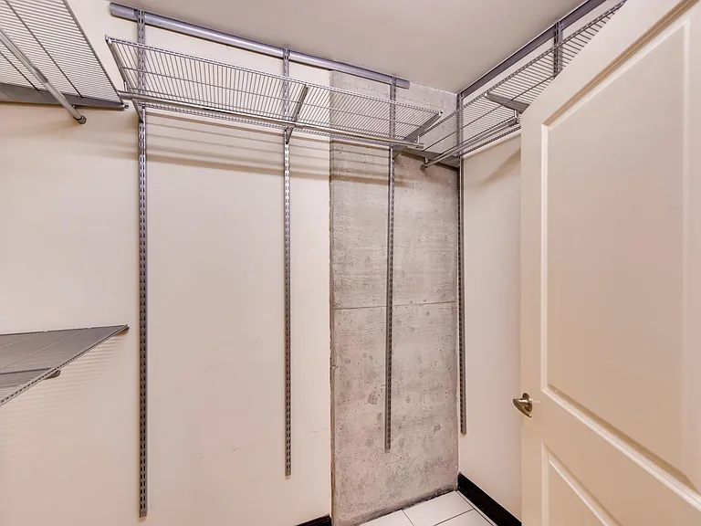 415 Church St #2106 — Photo 16