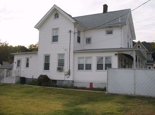 32 Maple Ave, Dover, NJ 07801