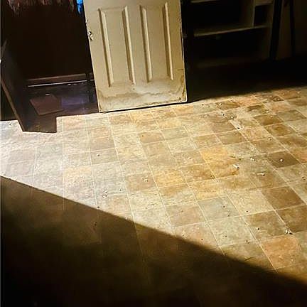5th image of 2683 Clifton Springs Rd