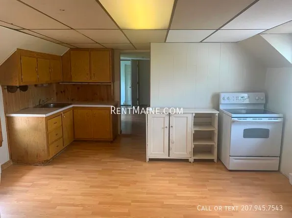 589 Main St #2, Old Town, ME 04468