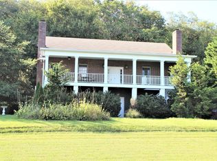 1121 Bugscuffle Rd, Wartrace, TN 37183