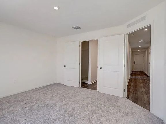 5th image of 2055 Kentucky Rd