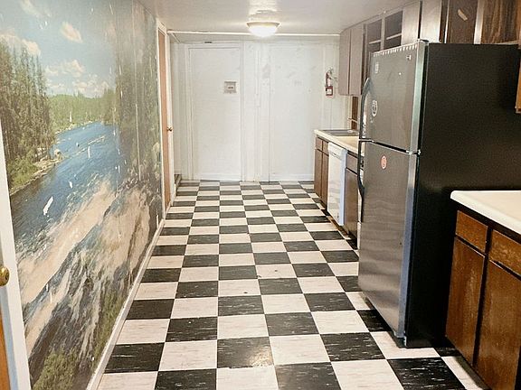 5th image of 1030 N Garden St APT 1