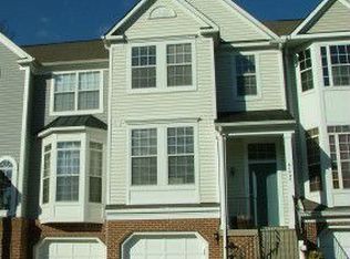 47642 Windrift Ter, Sterling, VA 20165