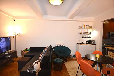 Rented by R New York