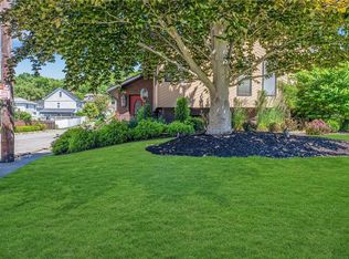 998 5th St, Beaver, PA 15009