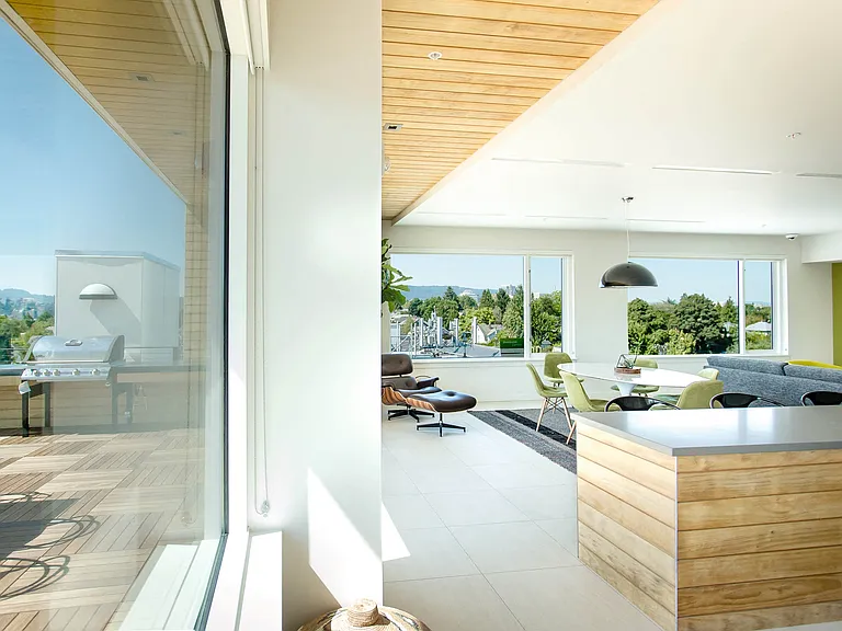 Rooftop clubhouse