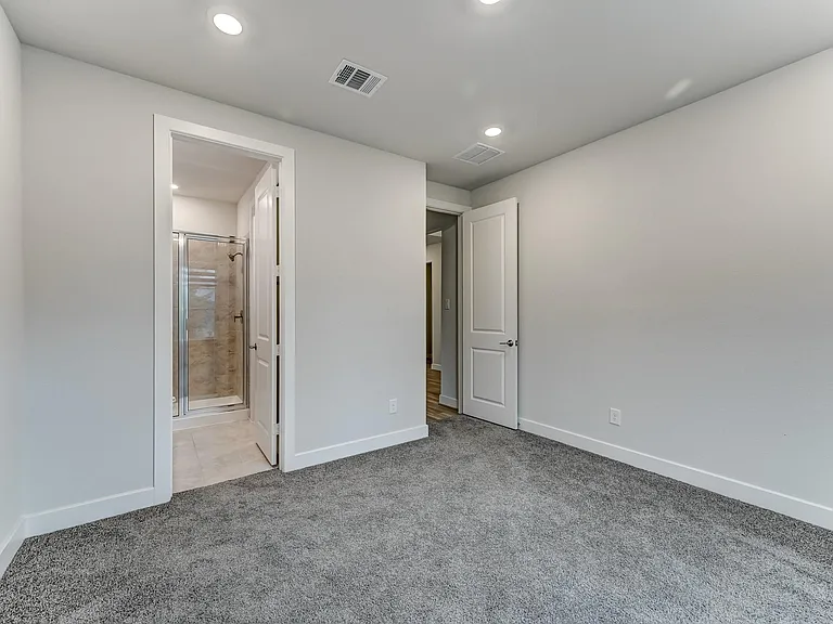 9522 Rialto Creek Dr — Photo 24