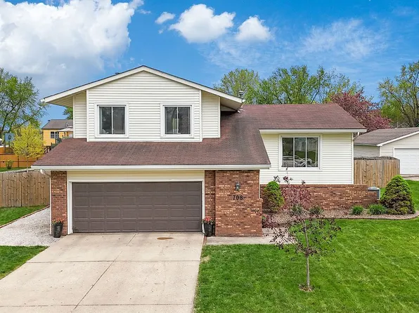 708 NE 8th St, Grimes, IA 50111