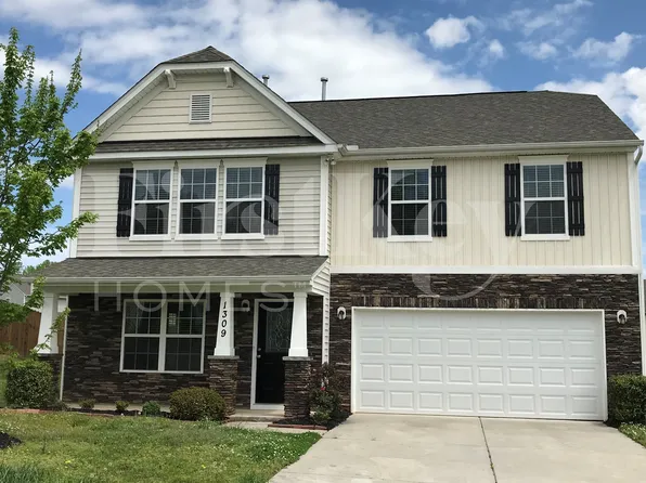 1309 Waldridge Ct, Greensboro, NC 27406