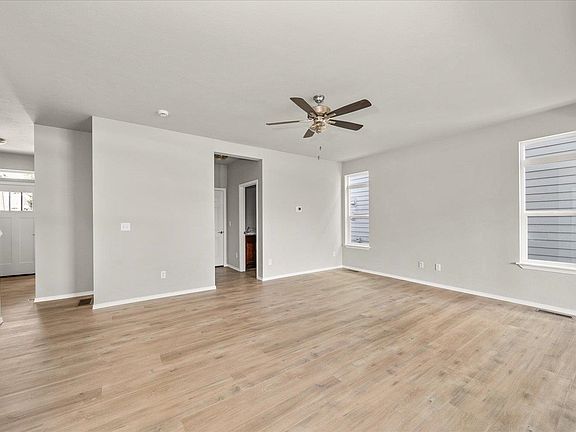 5th image of 1618 N Kelton Ln