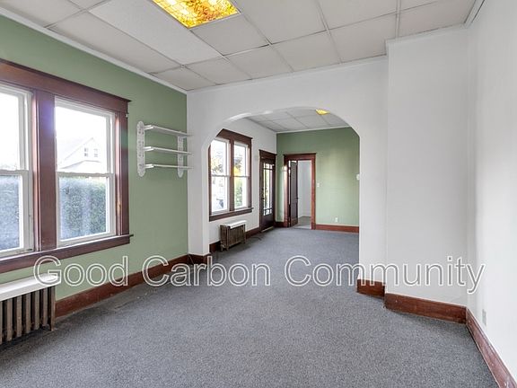 5th image of 596 Oliver St APT 3