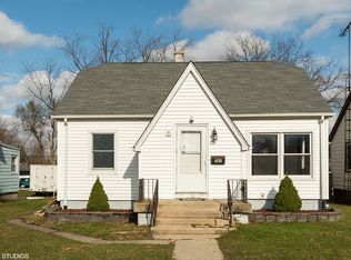 291 W 4th St, Manteno, IL 60950