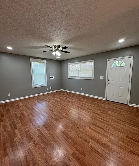 204 Brisco St — Photo 6