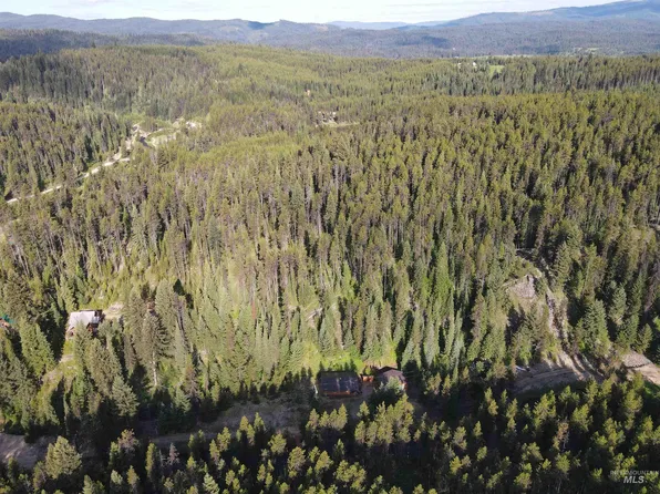 677 Wild Rose Ln, Elk City, ID 83525