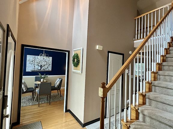 4th image of 284 Shadyside Ln