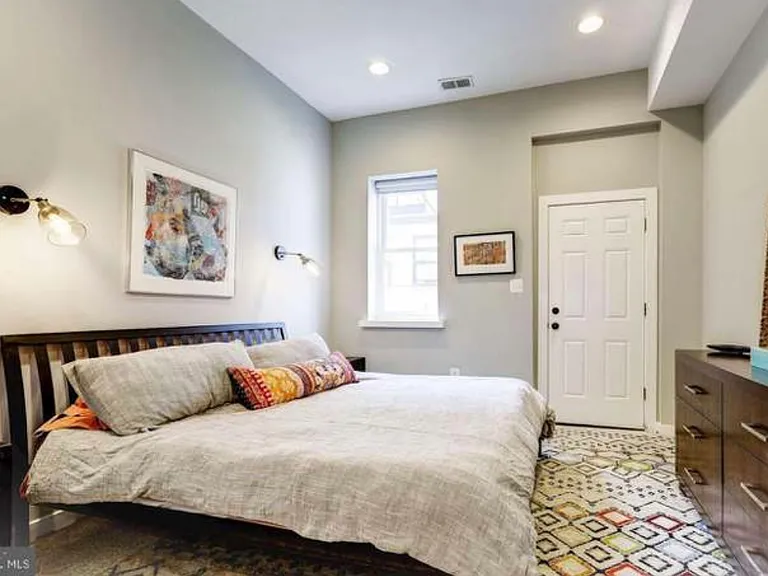 1322 W St NW #2 — Photo 5