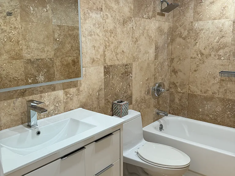 5 Island Ave #15K — Photo 12