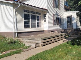 3077 Midway Rd, Marion, IA 52302