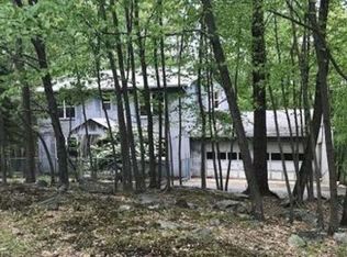 4210 Conashaugh Lk, Milford, PA 18337