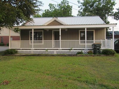 310 E South St, Weimar, TX, 78962