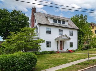83 Wellesley Rd, Holyoke, MA 01040