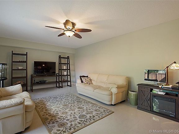 5th image of 2660 SW 15th St #2660