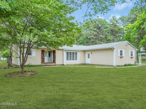 1760 Pennsylvania Avenue, Whiting, NJ 08759