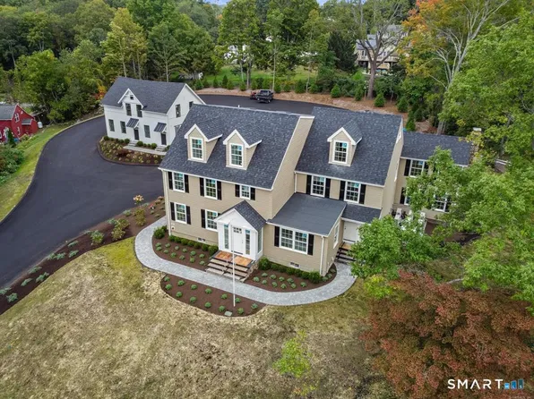 49 Daniels Farm Rd #K, Trumbull, CT 06611