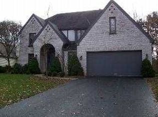 7107 Cloister Rd, Toledo, OH 43617